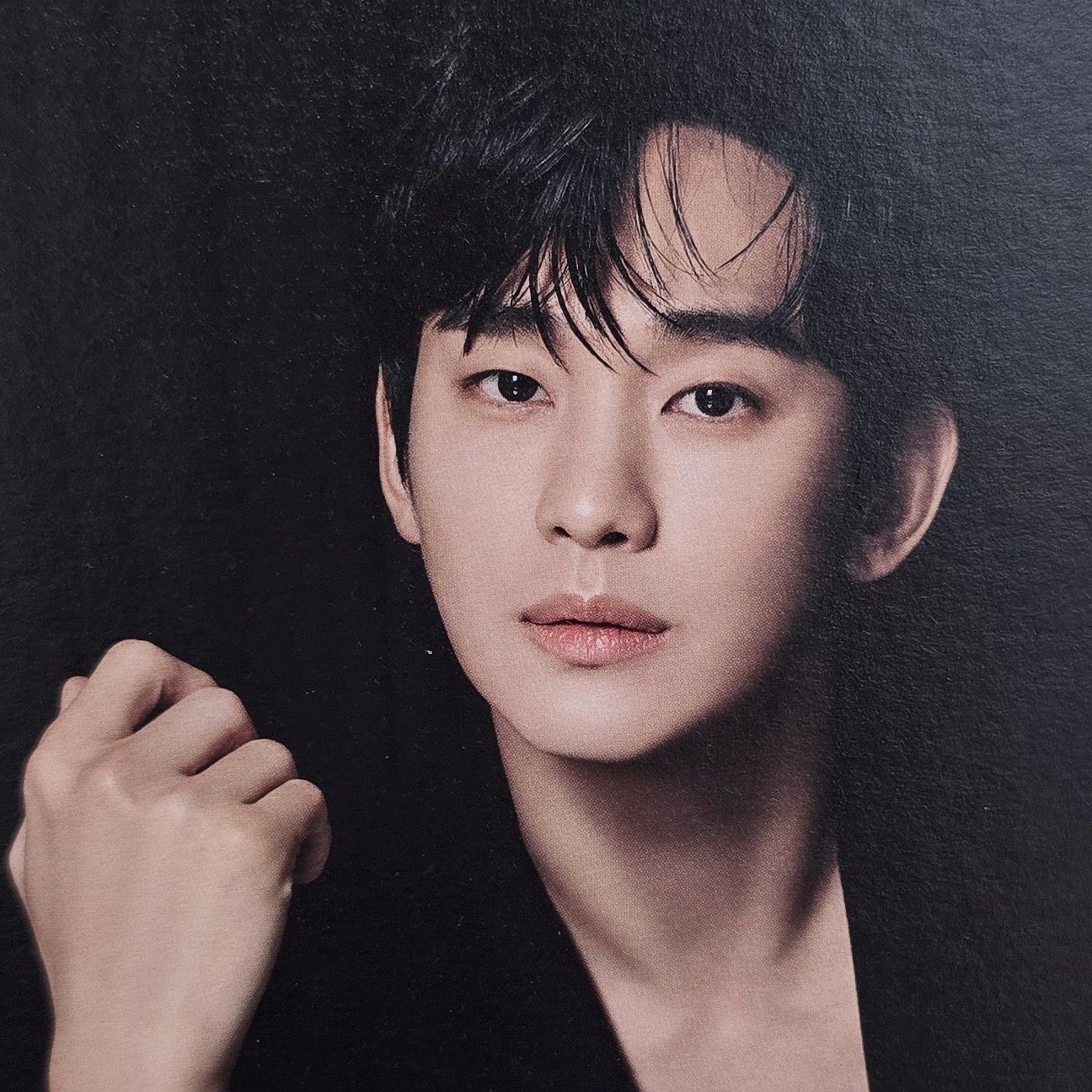 A moment captured by a fan of Kim Soohyun