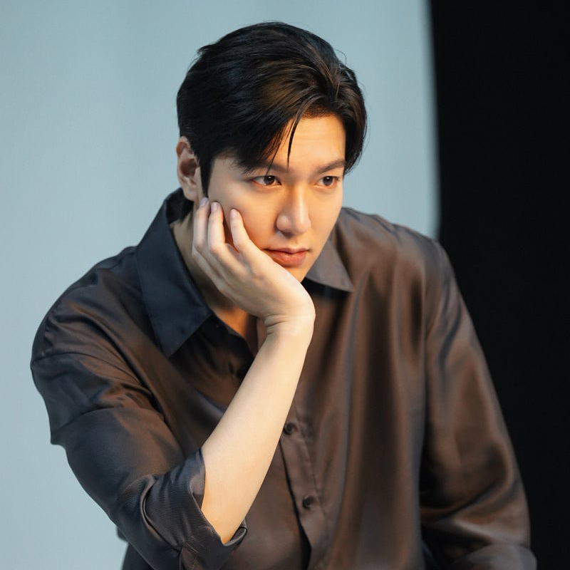 イ・ミンホの最近の活動ショット