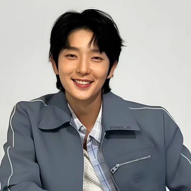 A moment captured by a fan of Lee Joongi