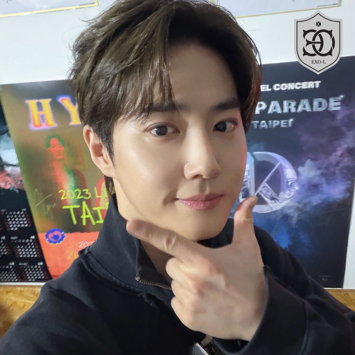 A moment captured by a fan of Suho