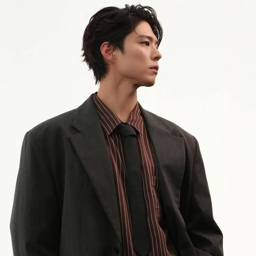 A moment captured by a fan of Park Bogum