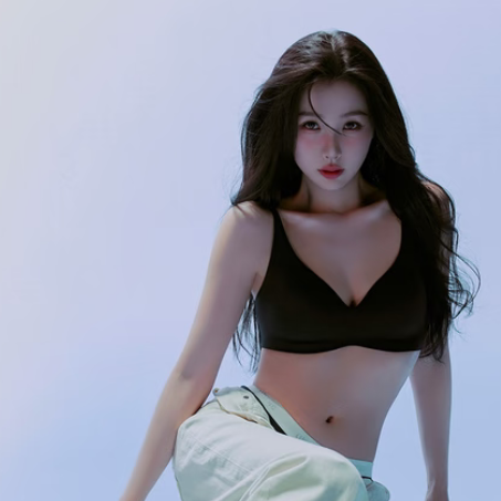 A moment captured by a fan of Esther Yu