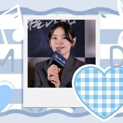 A moment captured by a fan of Jeon Mido