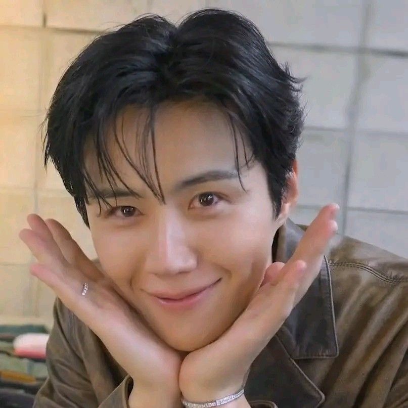 김선호 최근 활동샷