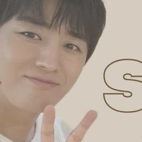 A moment captured by a fan of Son Hojun