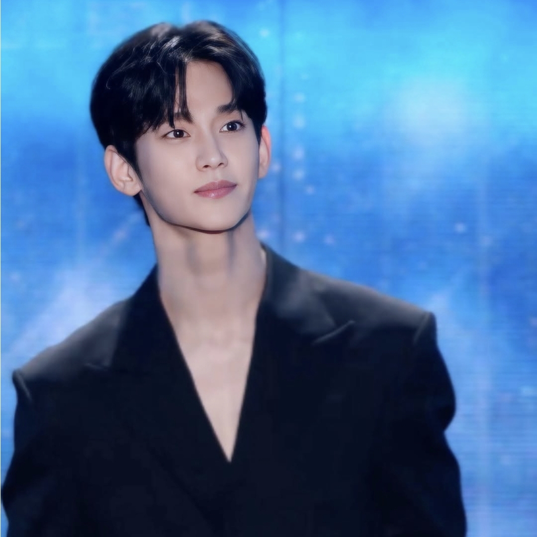 Recent activity shot of Kim Soohyun