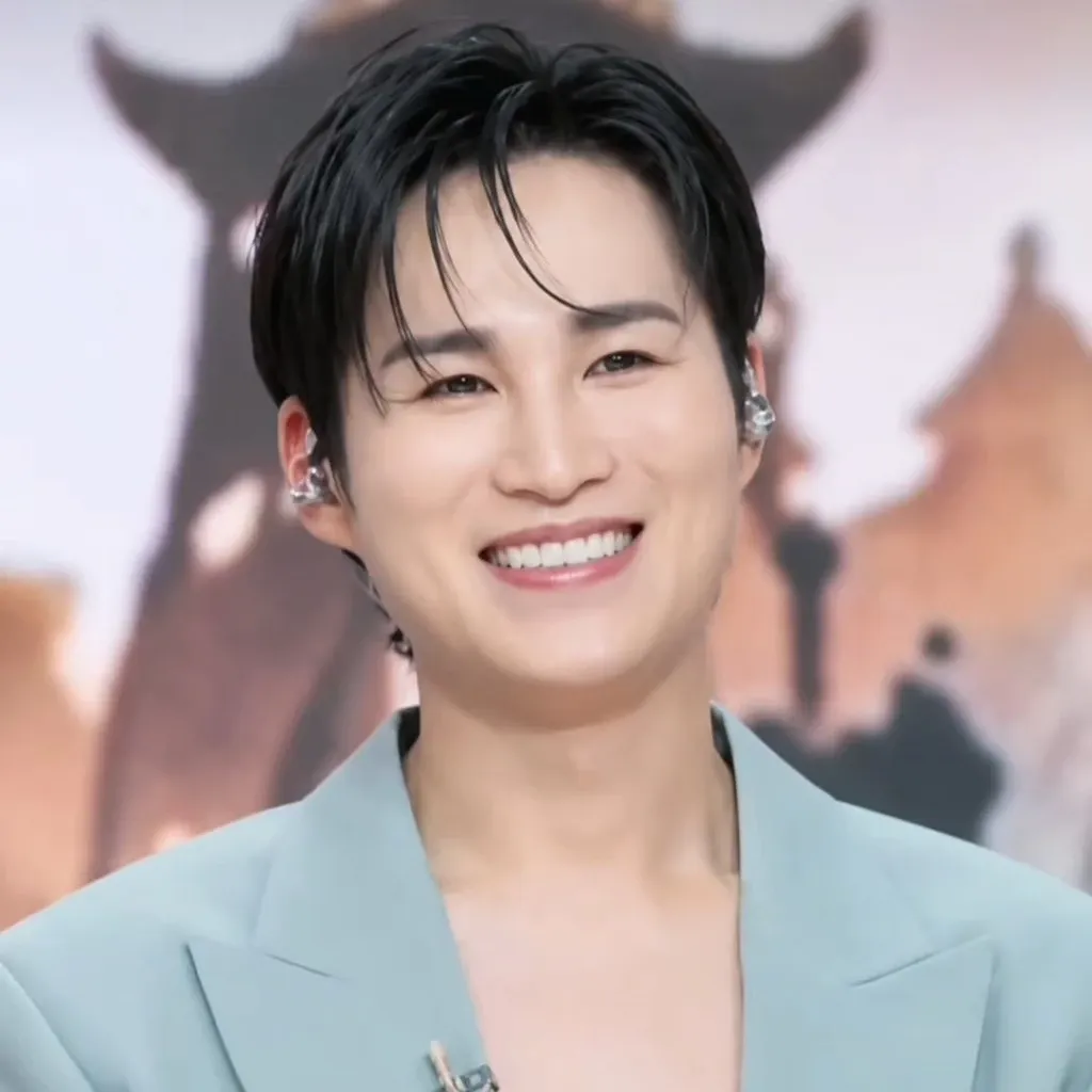 김희재의 비하인드 컷