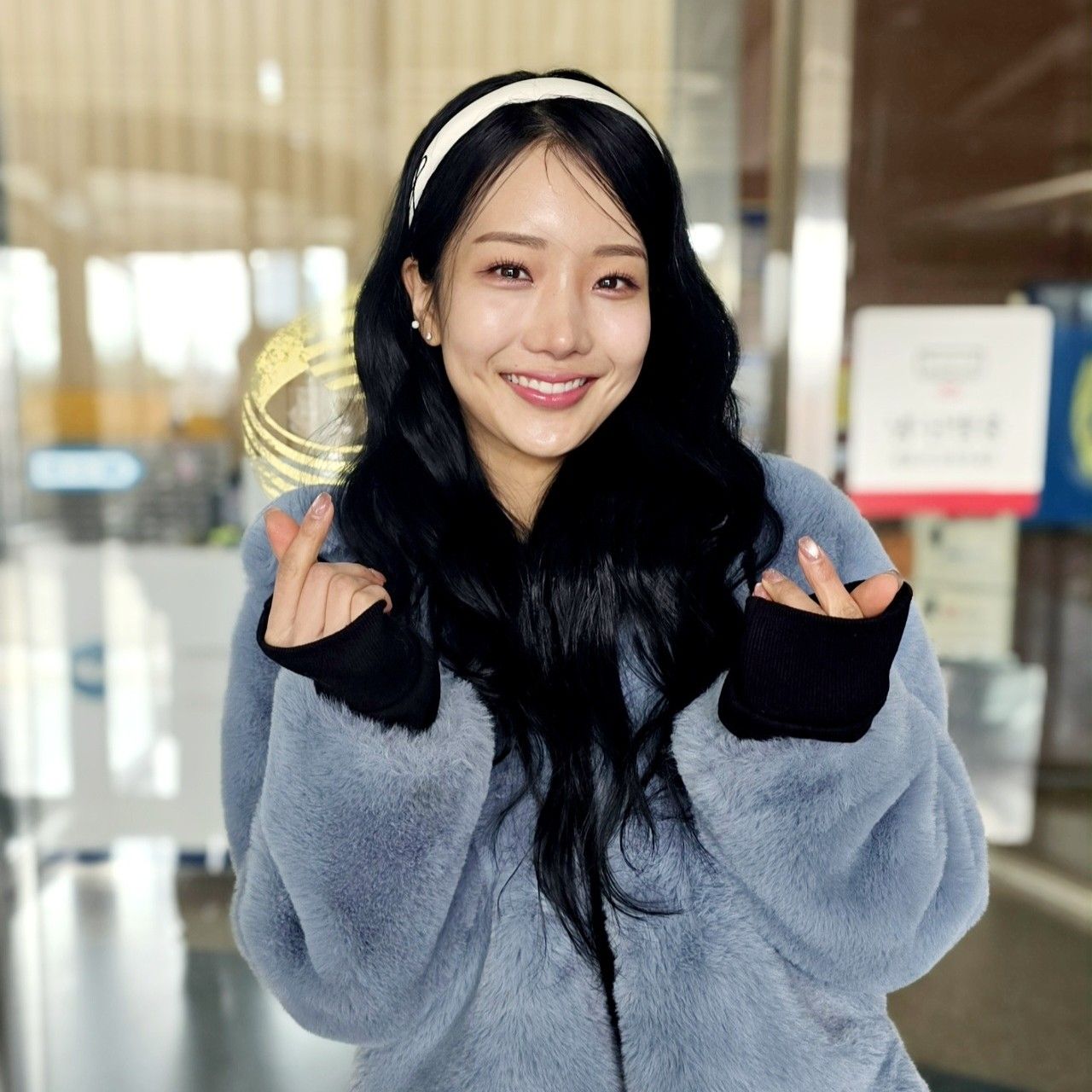 Behind-the-scenes cut of Kim Soyeon (2004)