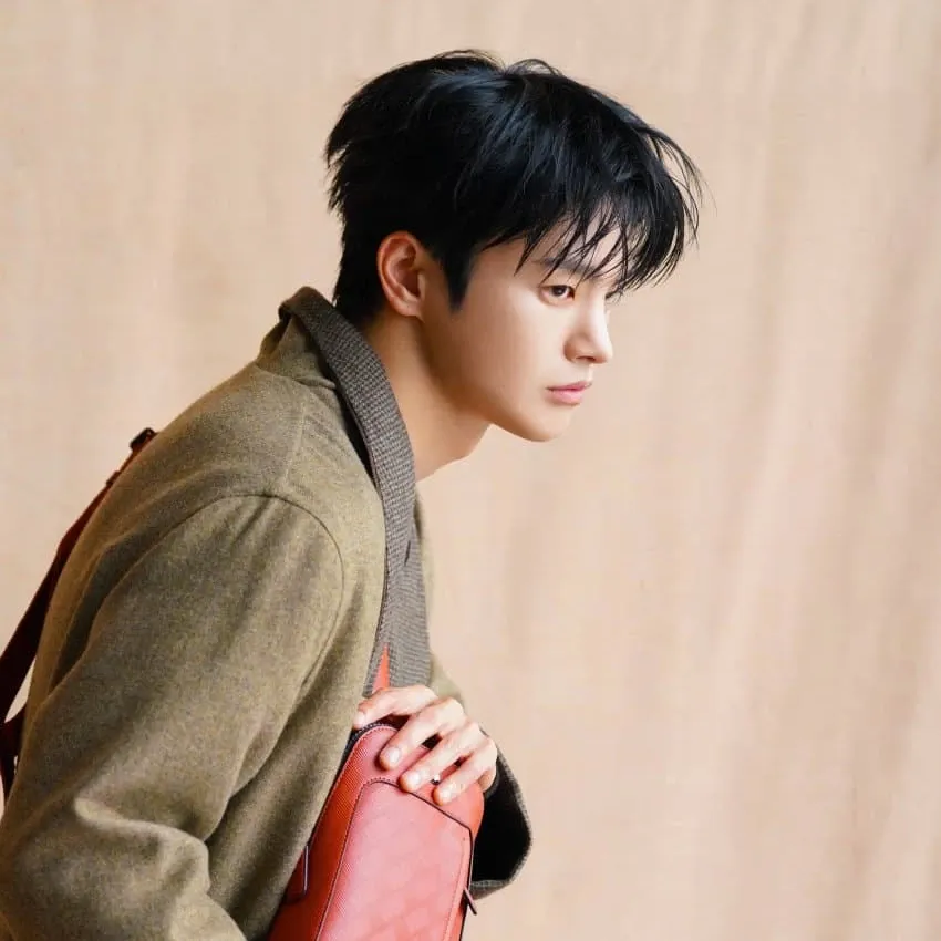 Recent activity shot of Seo Inguk
