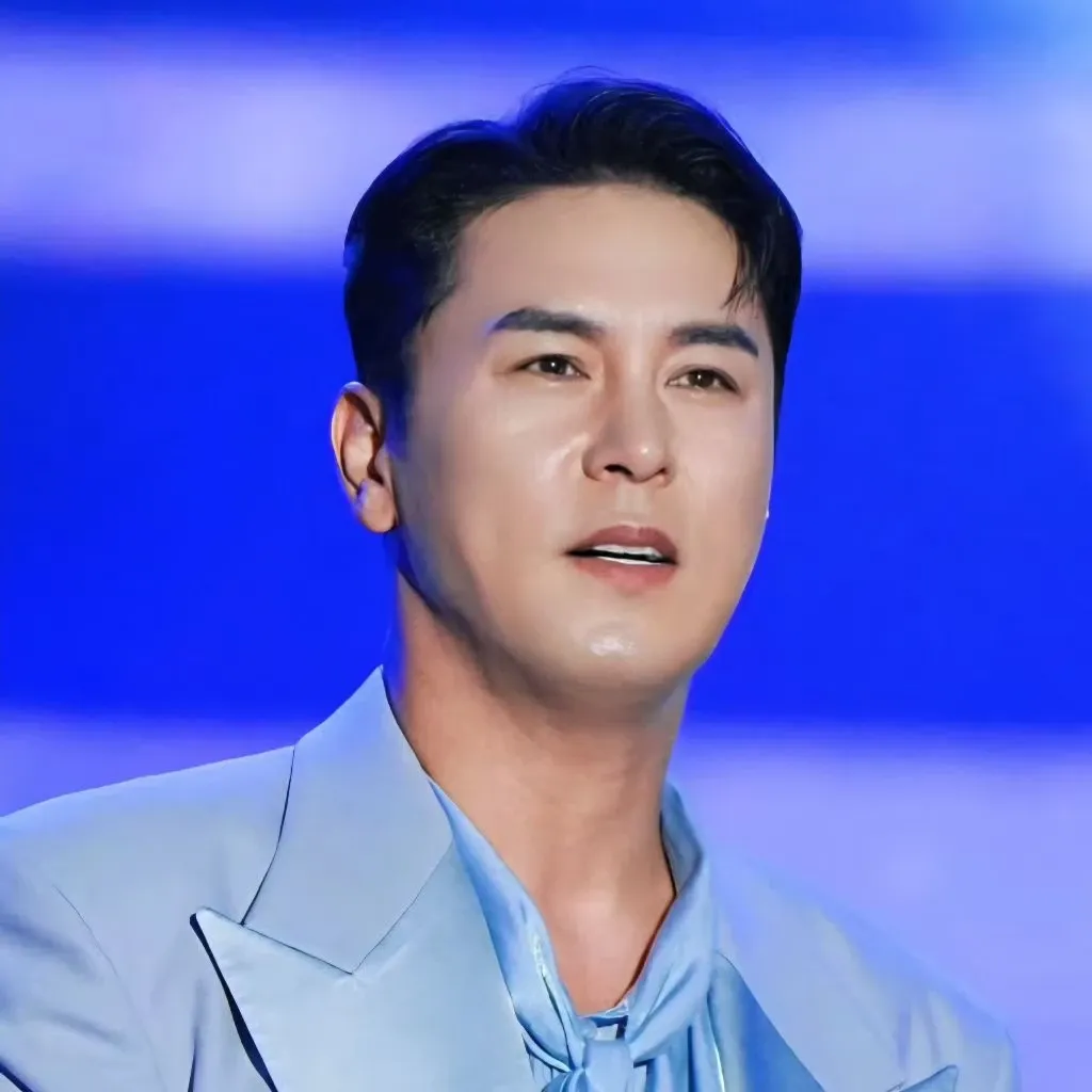 Foto kegiatan terbaru dari Jang Minho