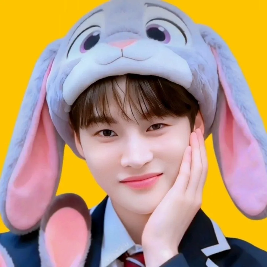 박서진의 비하인드 컷