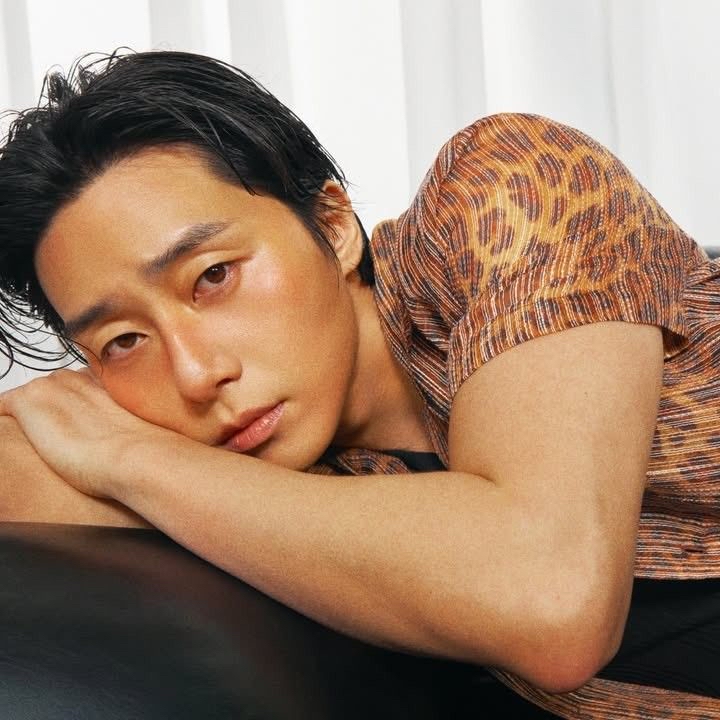 Behind-the-scenes cut of Park Seojoon