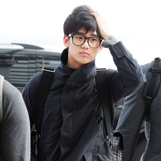 Behind-the-scenes cut of Kim Soohyun