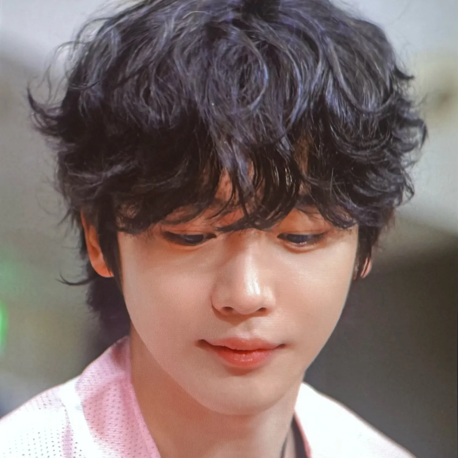 Behind-the-scenes cut of Kim Yohan