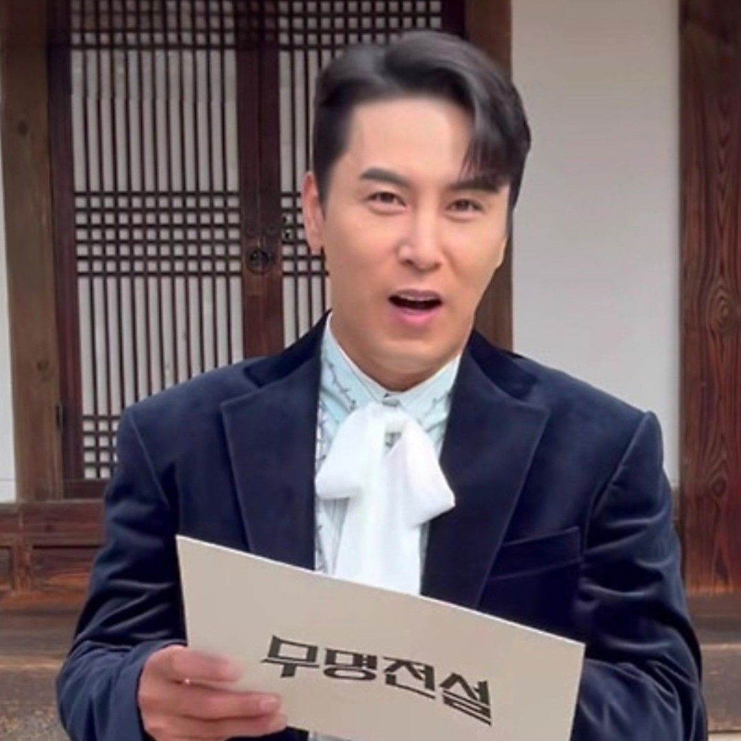 チャン・ミンホの最近の活動ショット