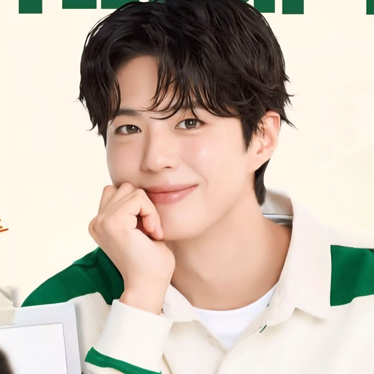 粉絲拍下的朴寶劍瞬間