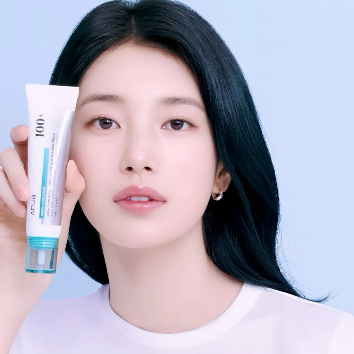 Behind-the-scenes cut of Bae Suzy