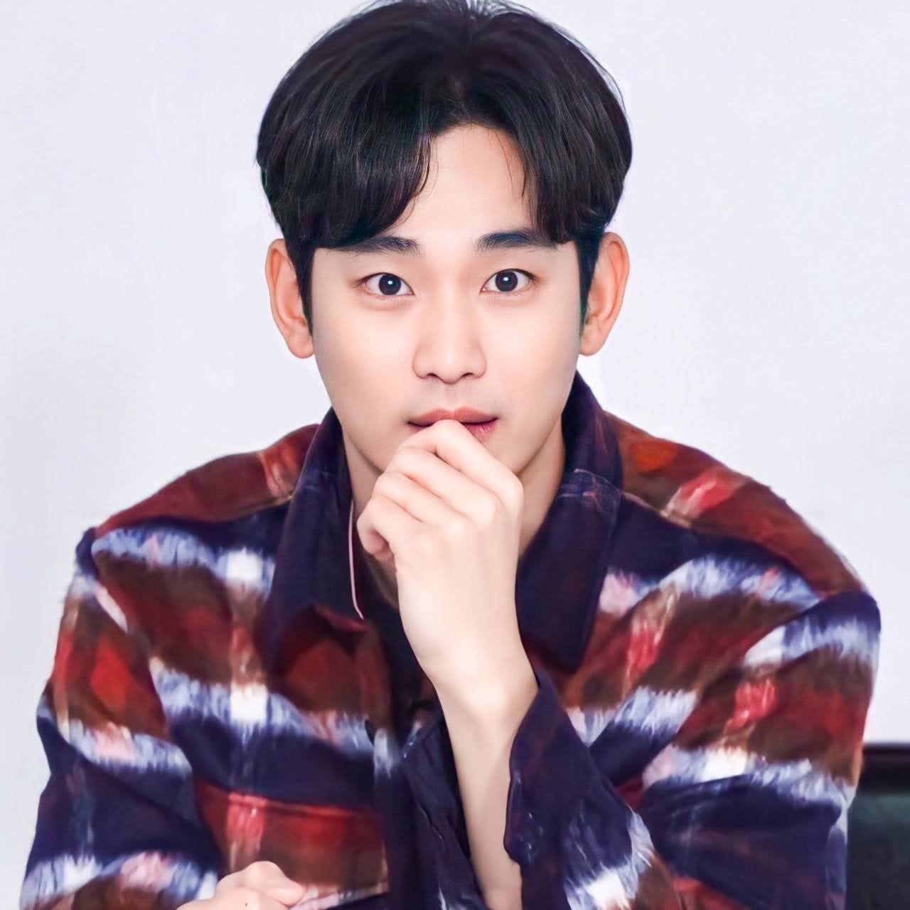 Foto terbaru dari Kim Soohyun