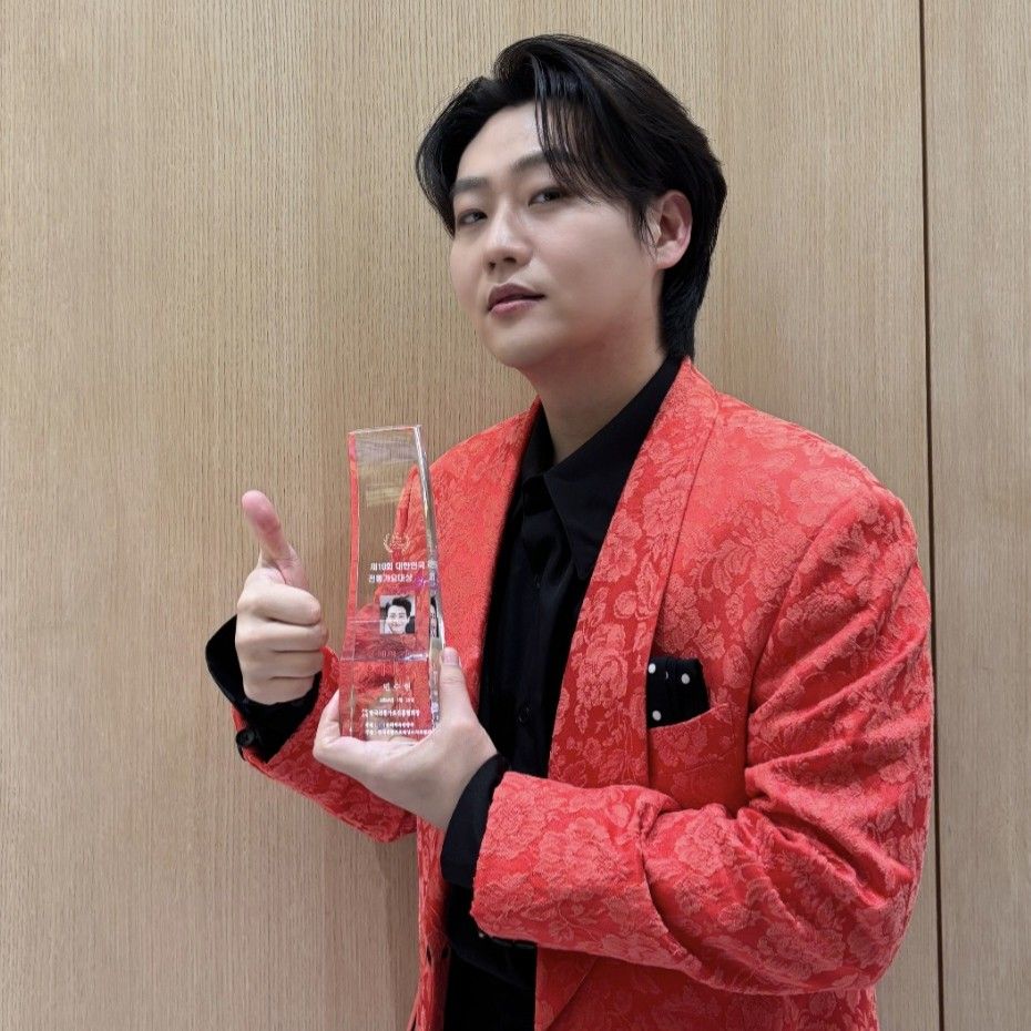 Behind-the-scenes cut of Min Soohyun