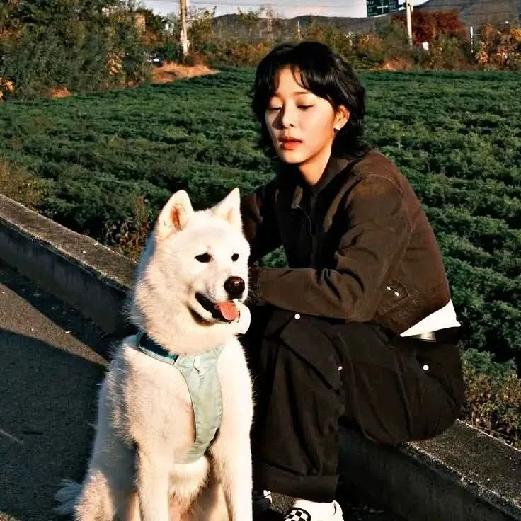 Behind-the-scenes cut of Seol Inah