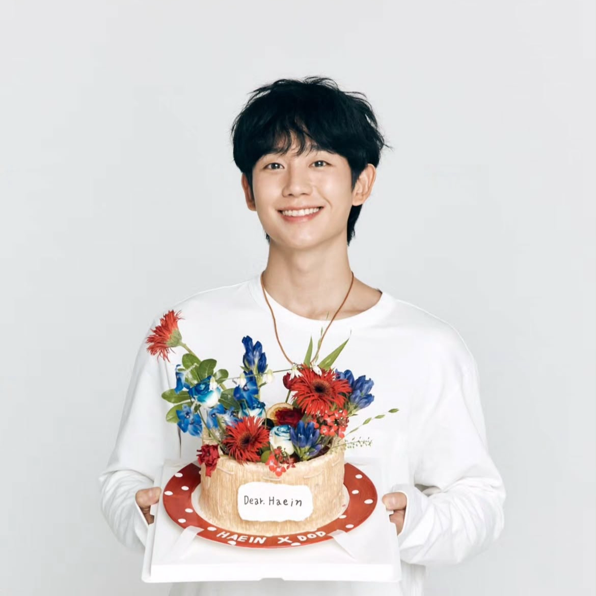 丁海寅的最新照片