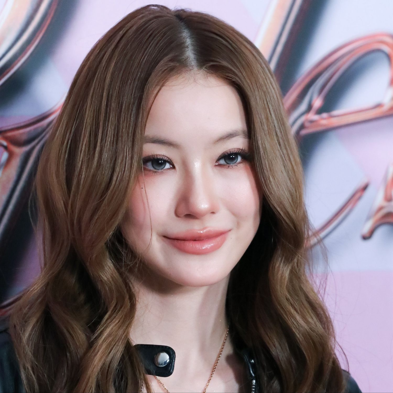 A moment captured by a fan of Namtan Tipnaree Weerawatnodom