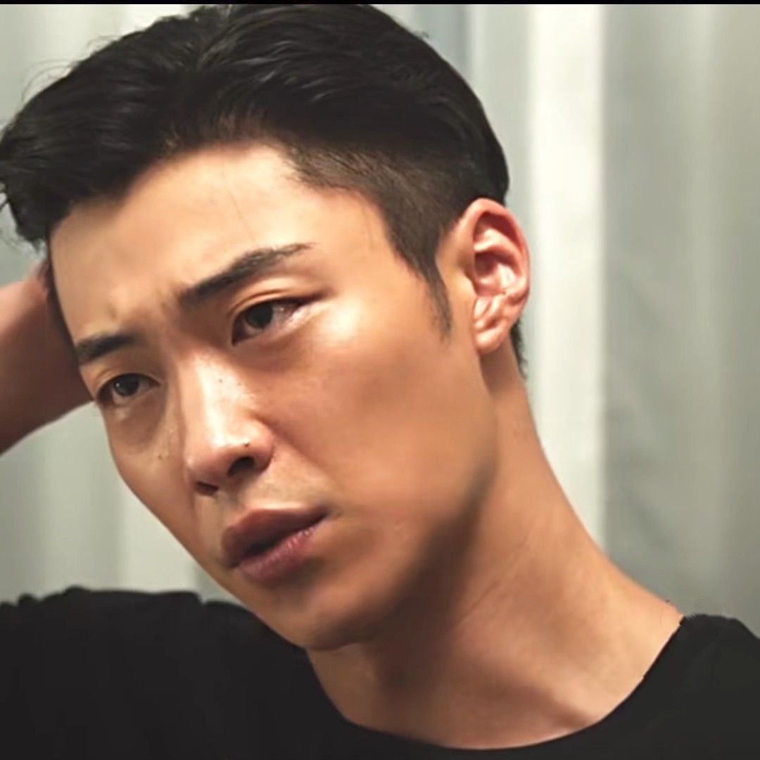 Behind-the-scenes cut of Woo Dohwan