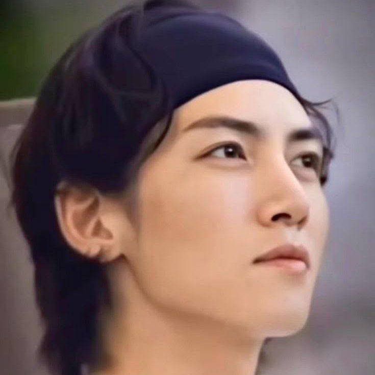 粉丝拍下的池昌旭瞬间