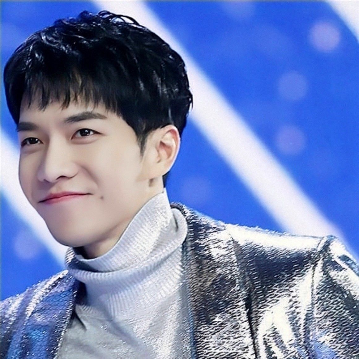 Cuplikan di balik layar dari Lee Seunggi