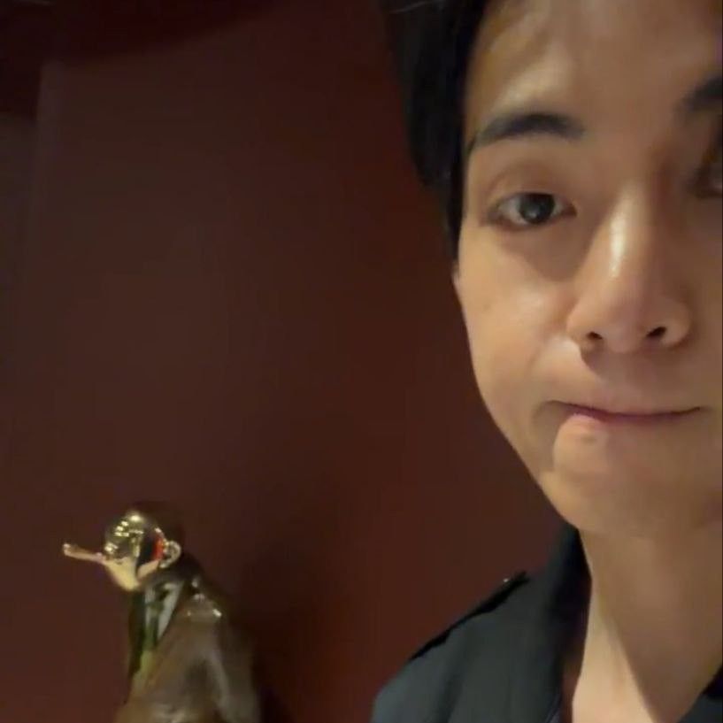 A moment captured by a fan of Kim Taehyung (V)