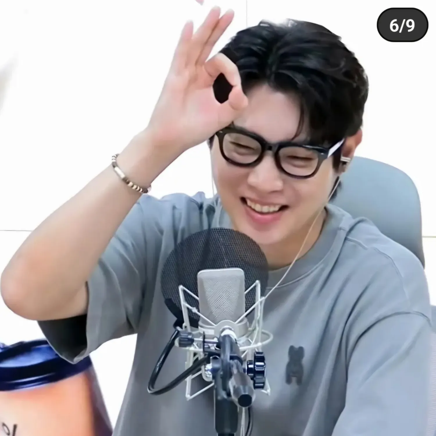 Behind-the-scenes cut of Son Taejin