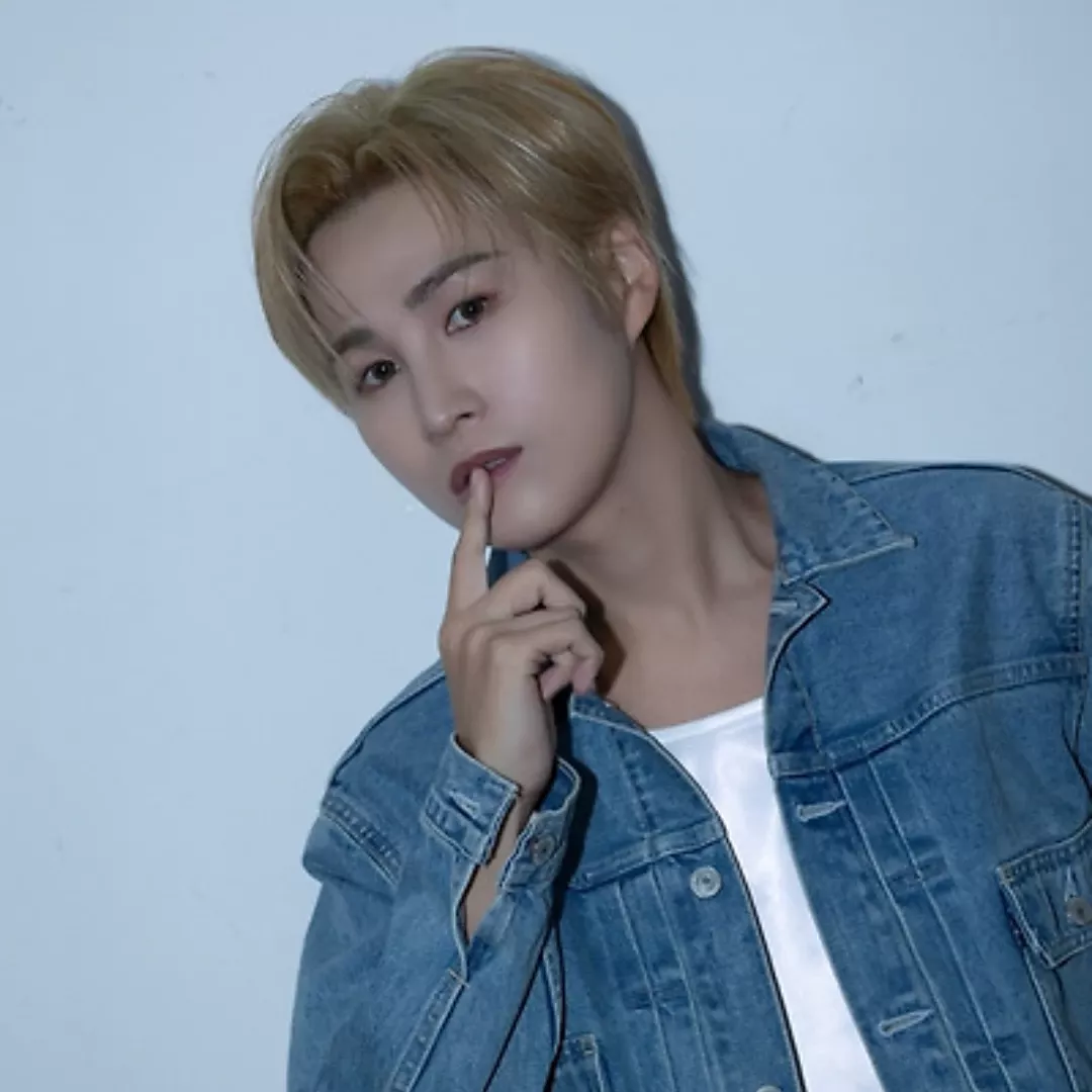 김희재의 비하인드 컷