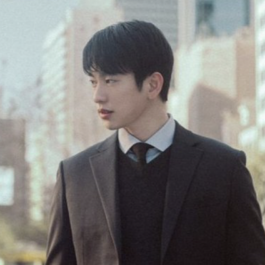 Behind-the-scenes cut of Park Jinyoung