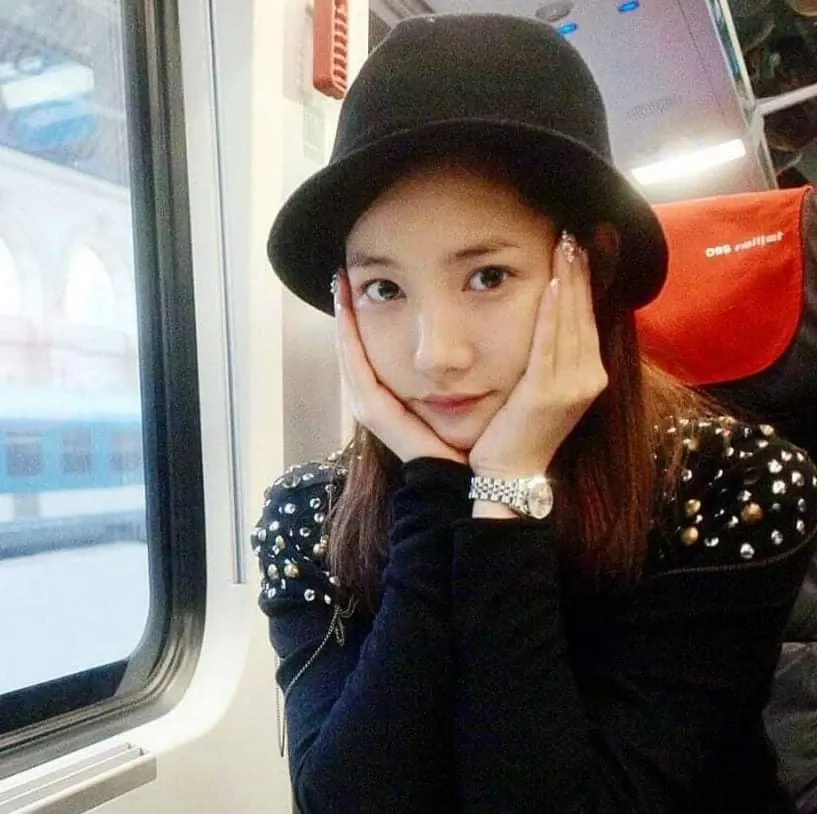 Foto kegiatan terbaru dari Park Minyoung