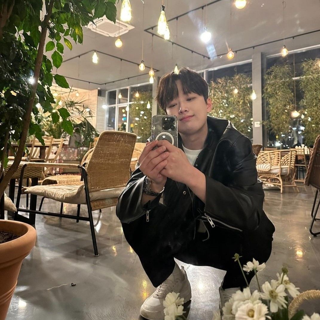 Cuplikan di balik layar dari Lee Chanwon