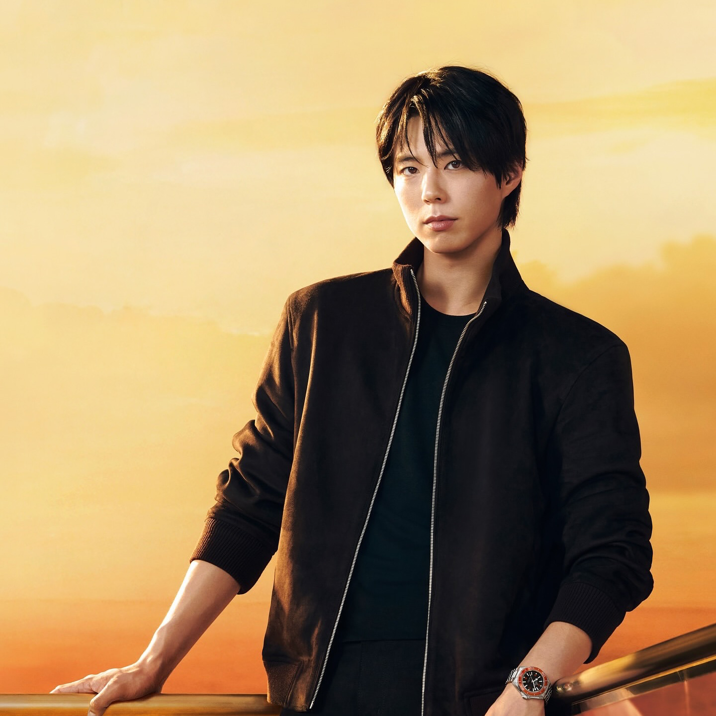 Recent activity shot of Park Bogum