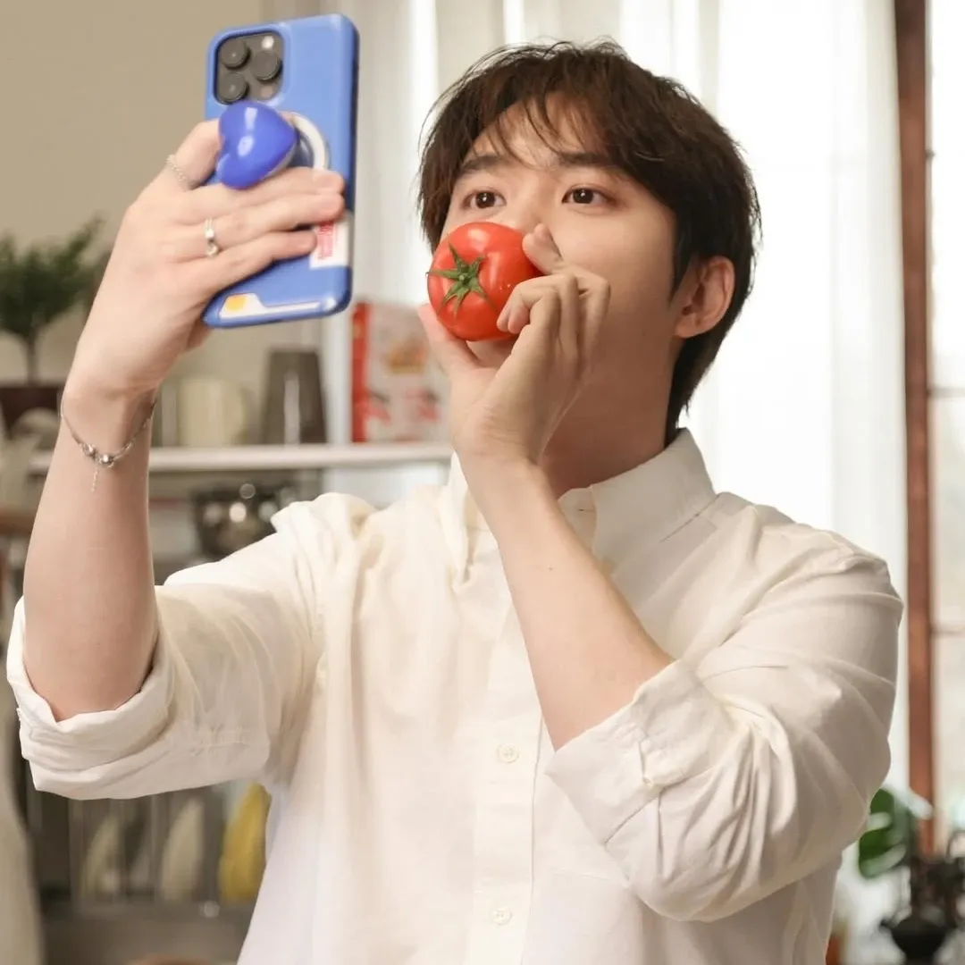 Momen yang diabadikan oleh penggemar Doh Kyungsoo (D.O.)