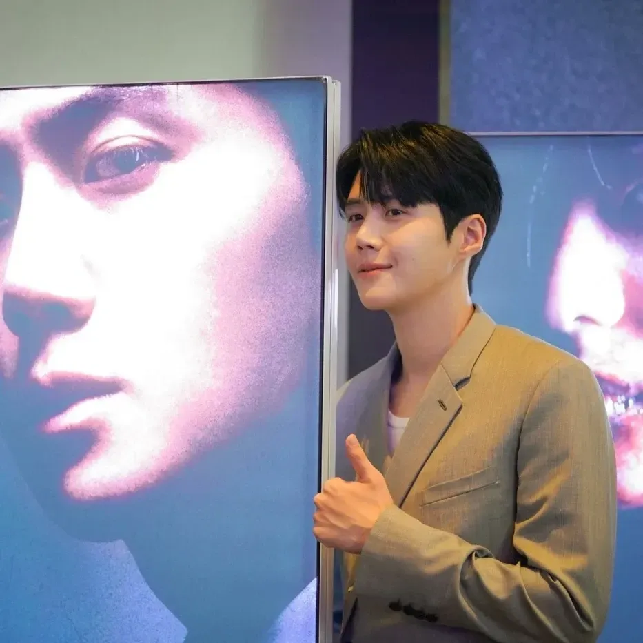 김선호의 최신 사진