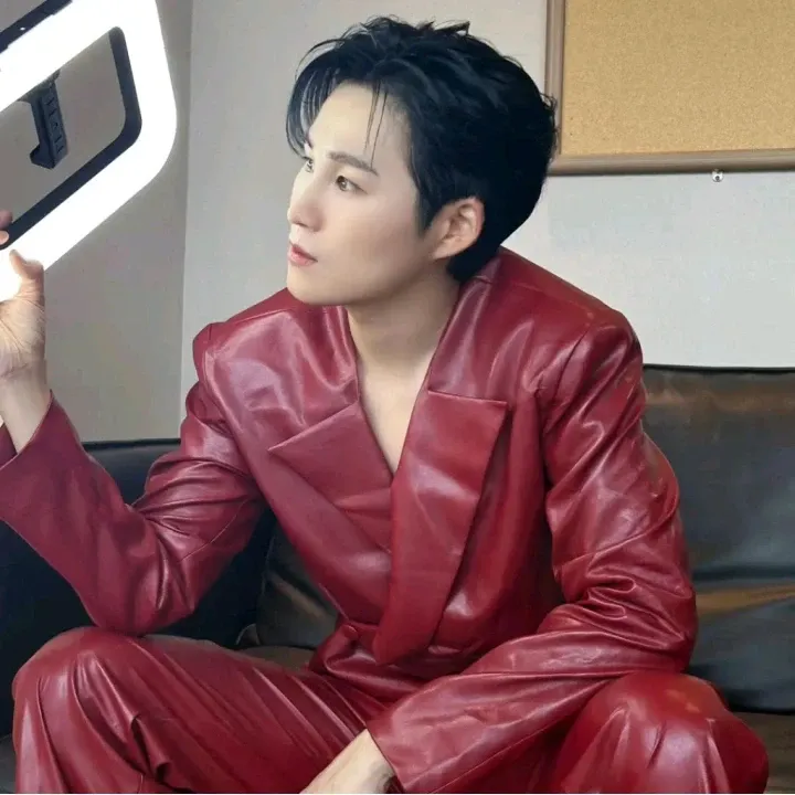 김희재의 비하인드 컷