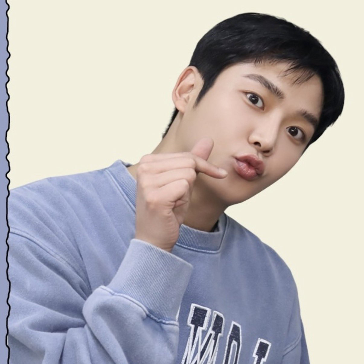 Momen yang diabadikan oleh penggemar Rowoon