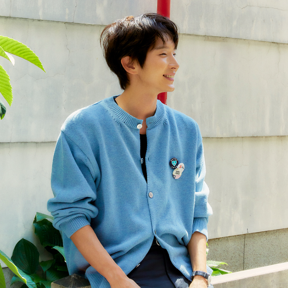 Behind-the-scenes cut of Lee Joongi