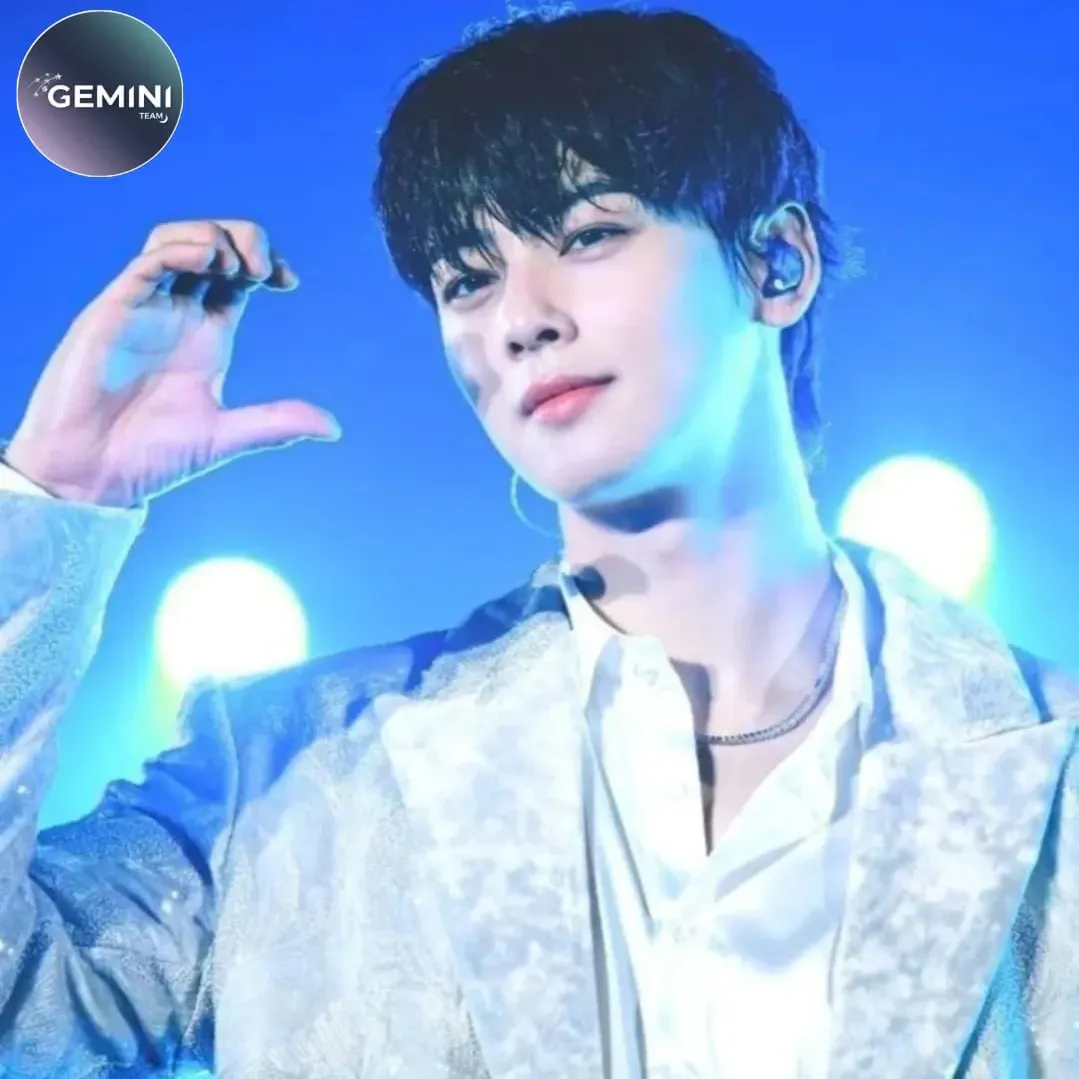 Recent activity shot of Cha Eunwoo