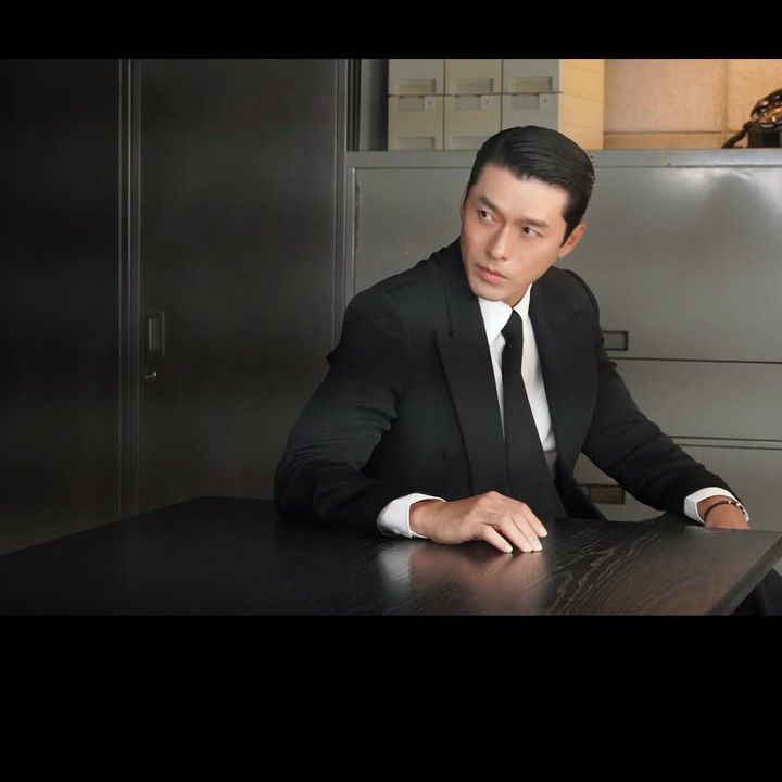 Latest photo of Hyun Bin