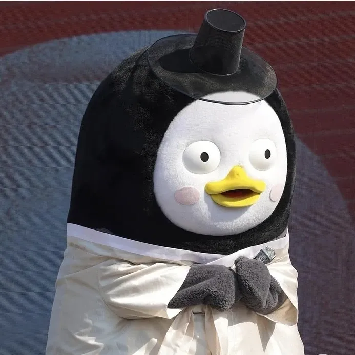ペンスの最新写真
