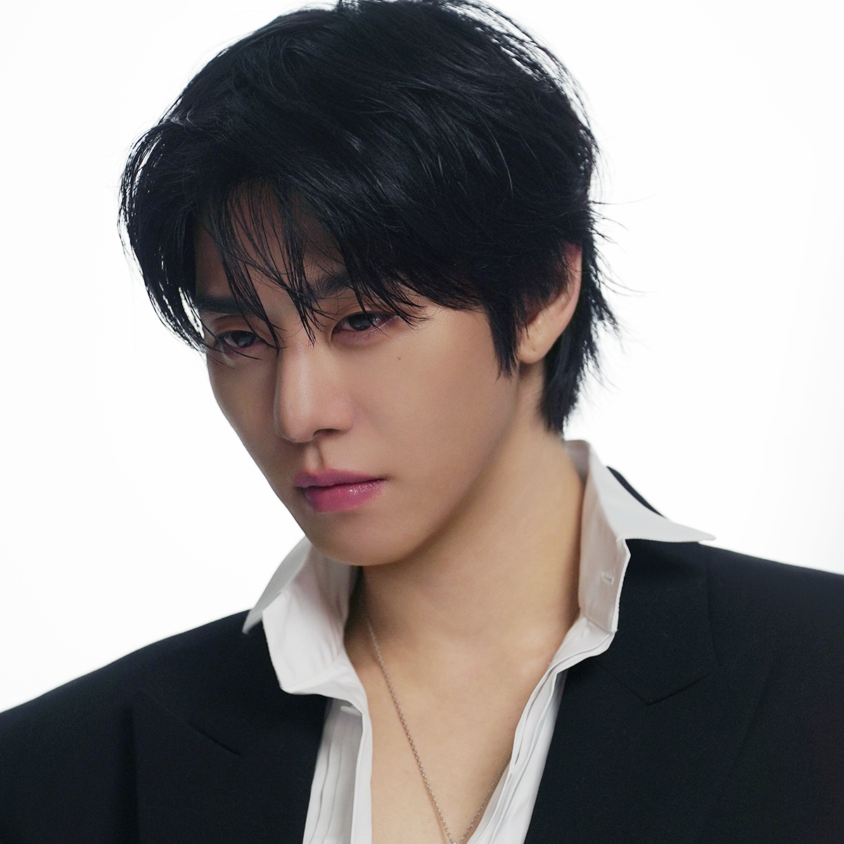 Recent activity shot of Ahn Hyoseop