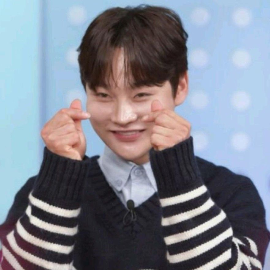 Foto kegiatan terbaru dari Park Seojin