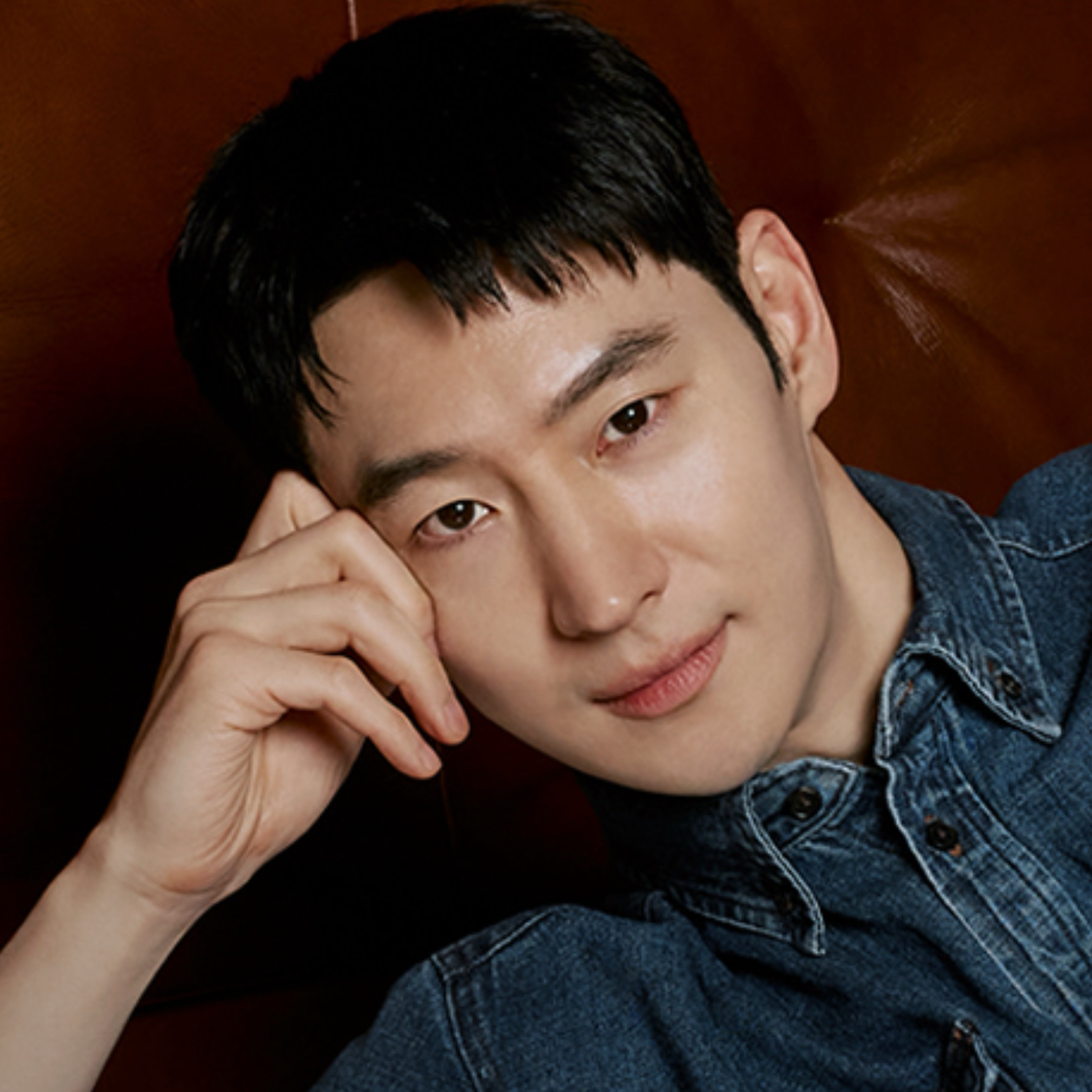 Behind-the-scenes cut of Lee Jaehoon