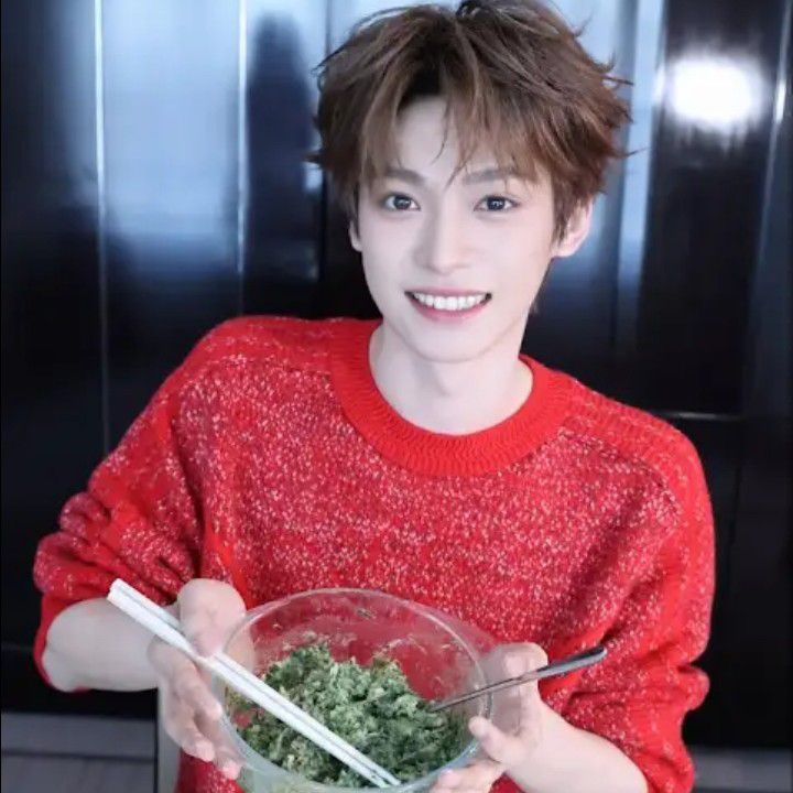 Latest photo of Zi Yu