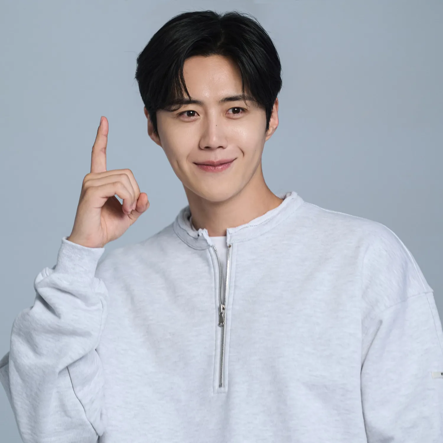 Behind-the-scenes cut of Kim Seonho