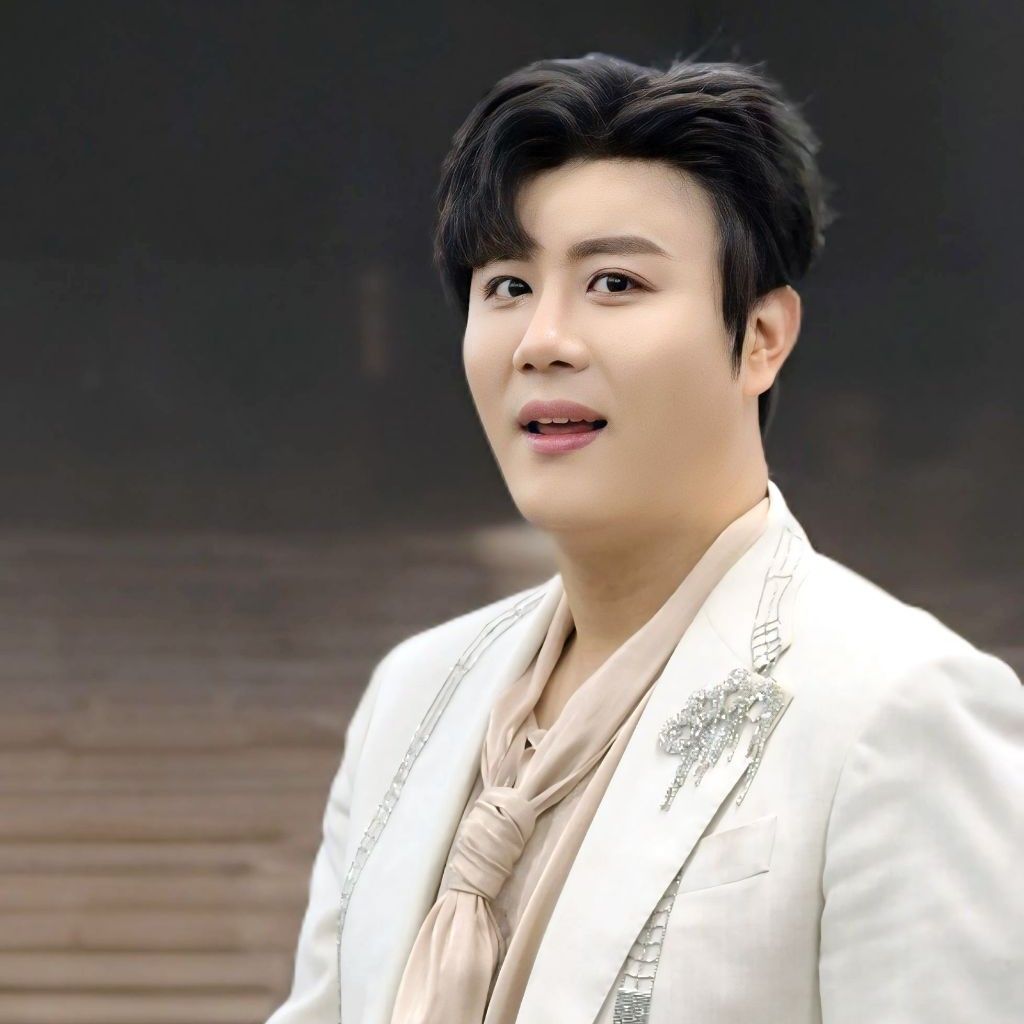 晋海成的最新照片